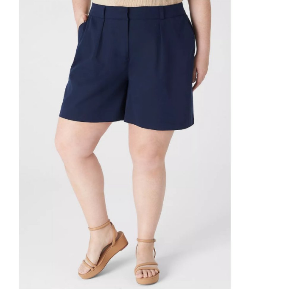 NWOT Lane Bryant Women's Dark Blue Silky Chino City Short Size 18 Style 1098850